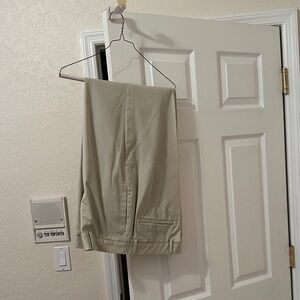 Izod Men's Light Tan Dress Pants